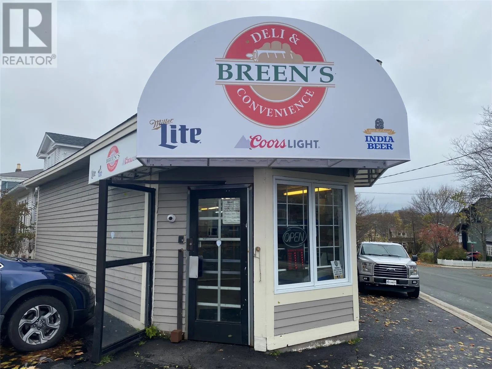 32 PORTUGAL COVE Road
