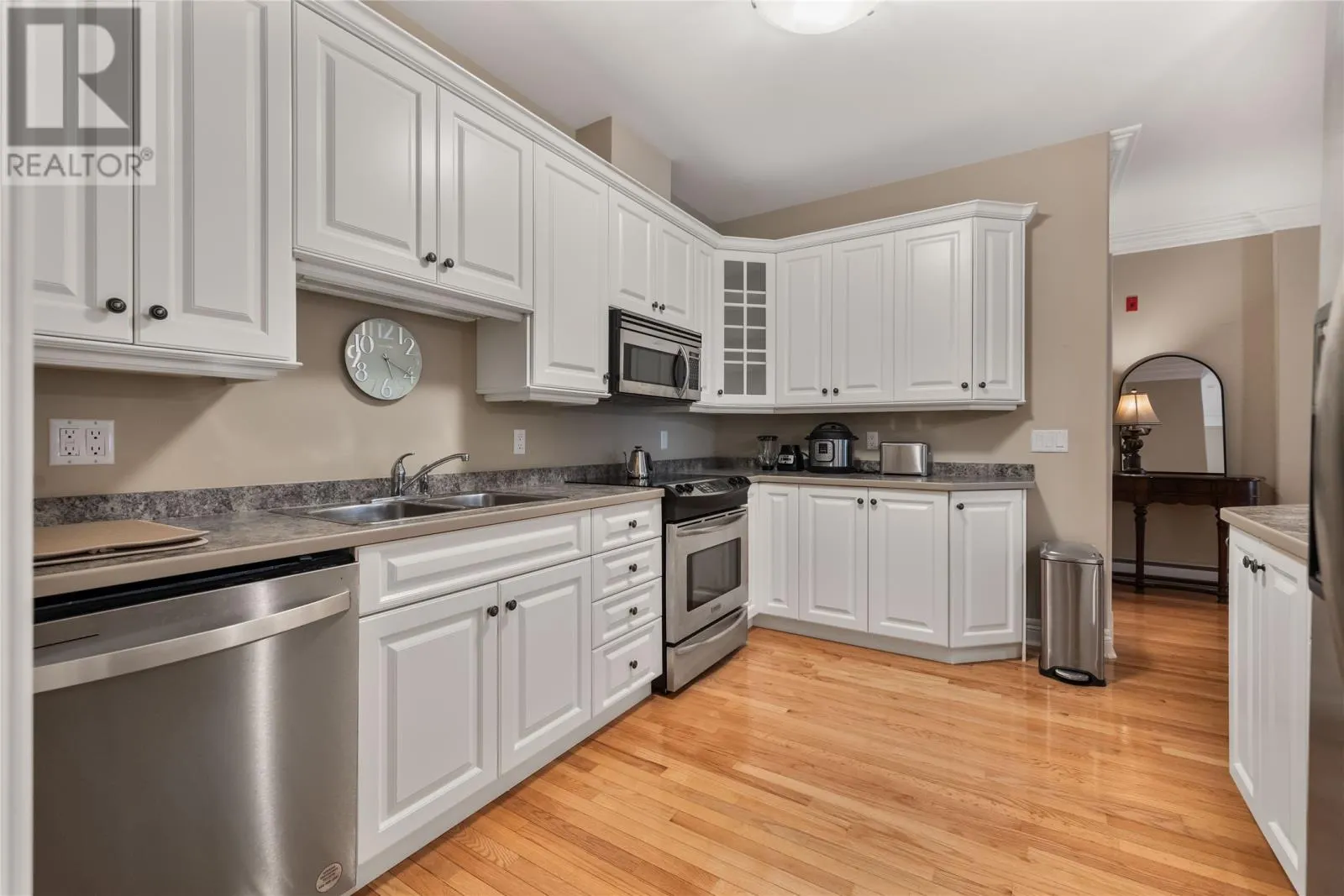 25 Bonaventure Avenue Unit#311 #311