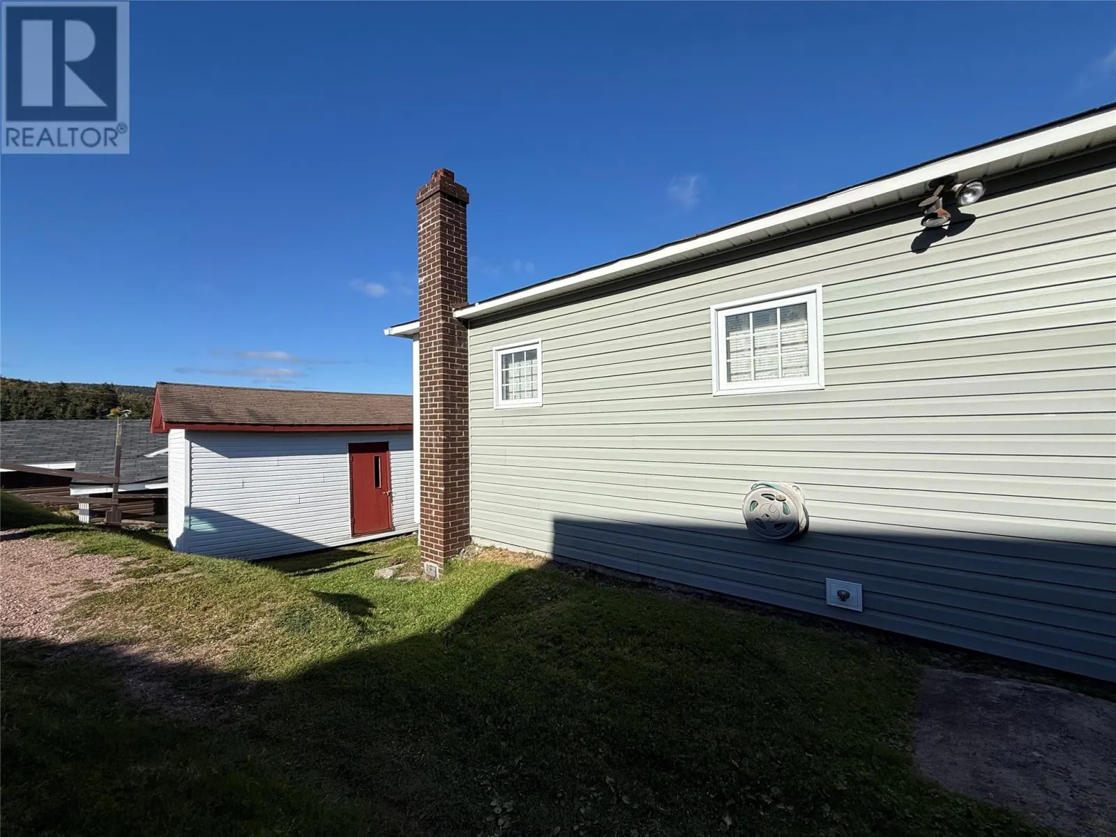 2 & 2A Willcotts Lane