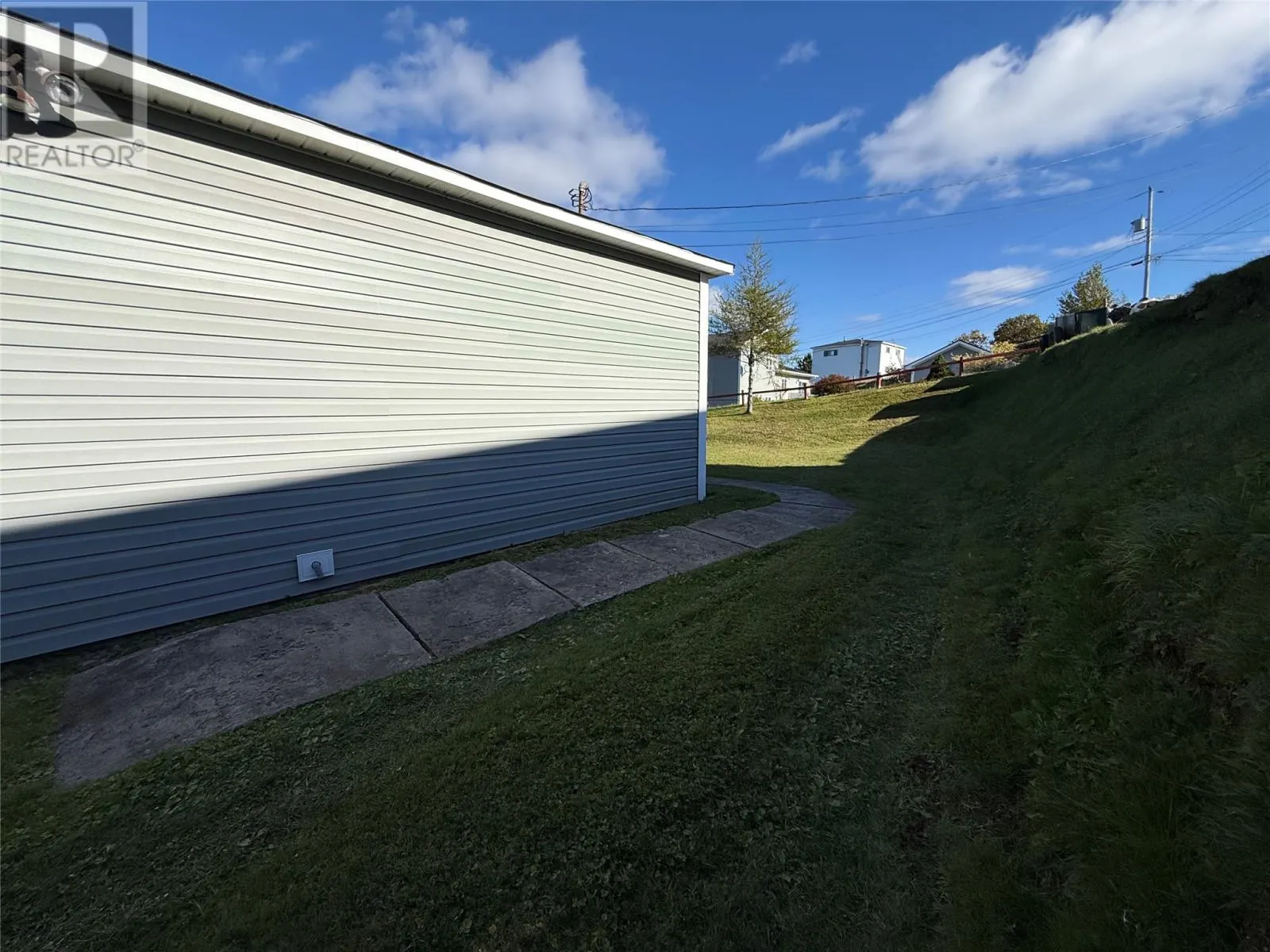 2 & 2A Willcotts Lane