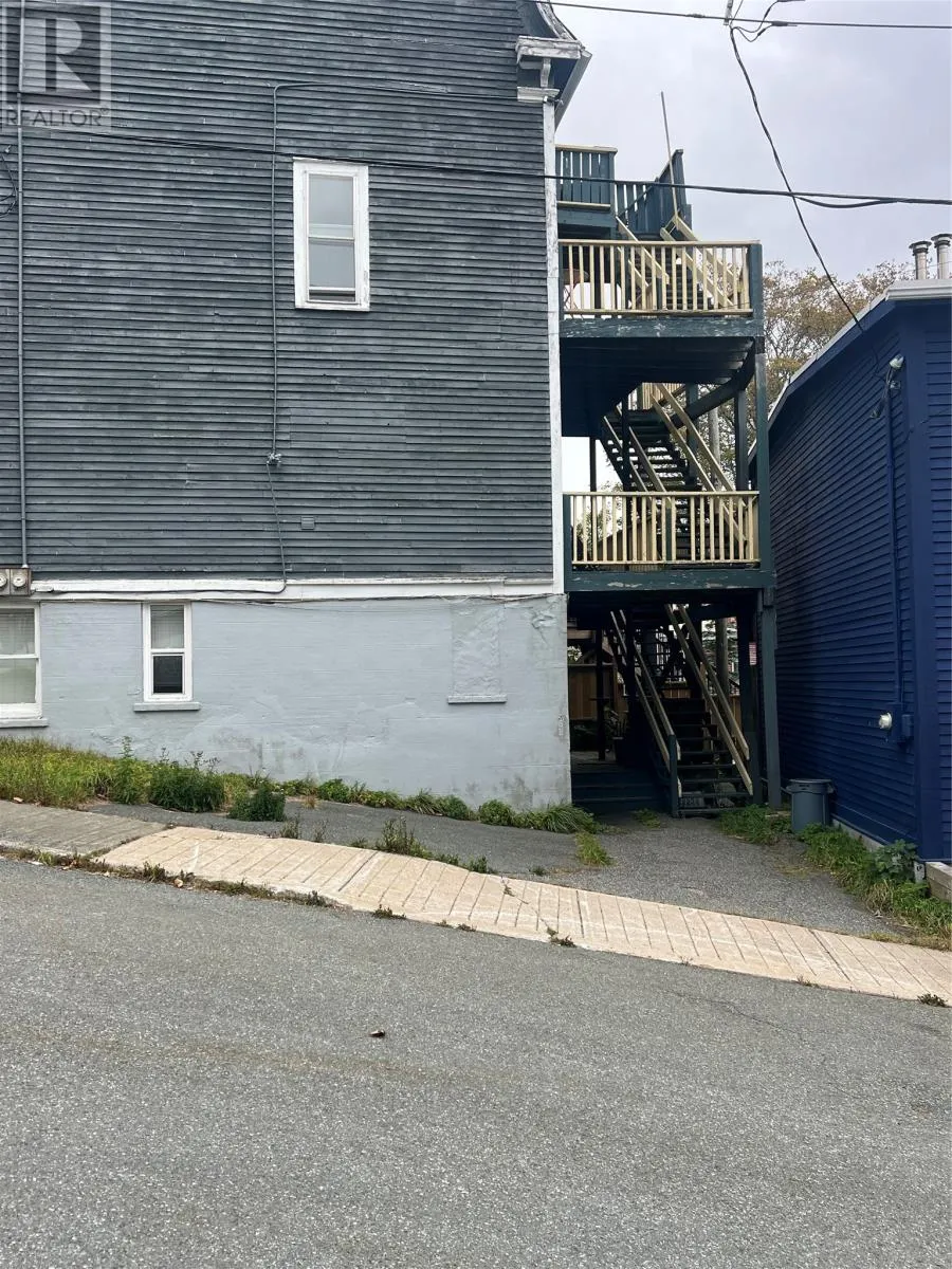 35 Queens Road