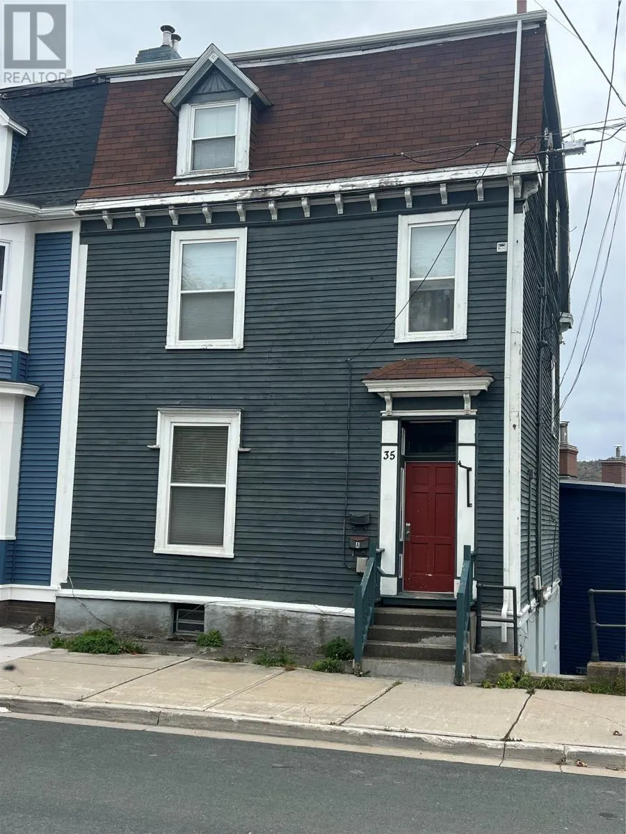 35 Queens Road