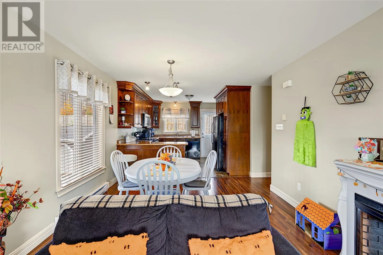 112 Great Eastern Avenue
