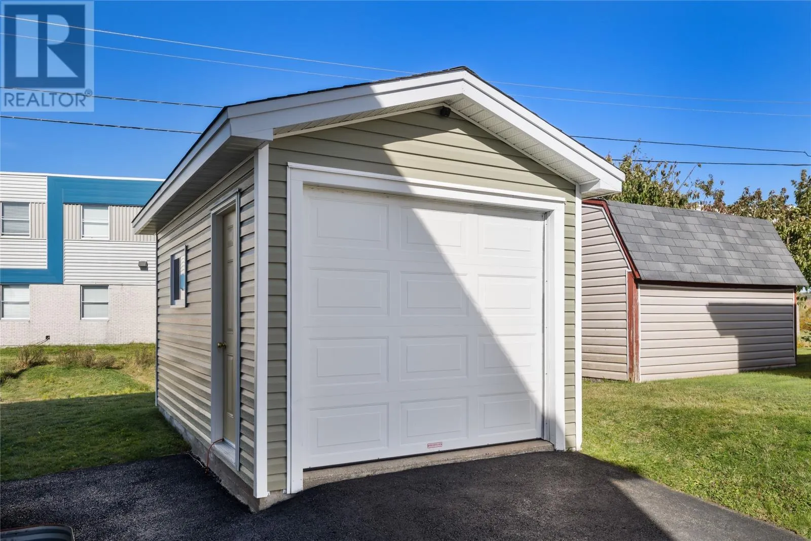 11 Spruce Grove Avenue