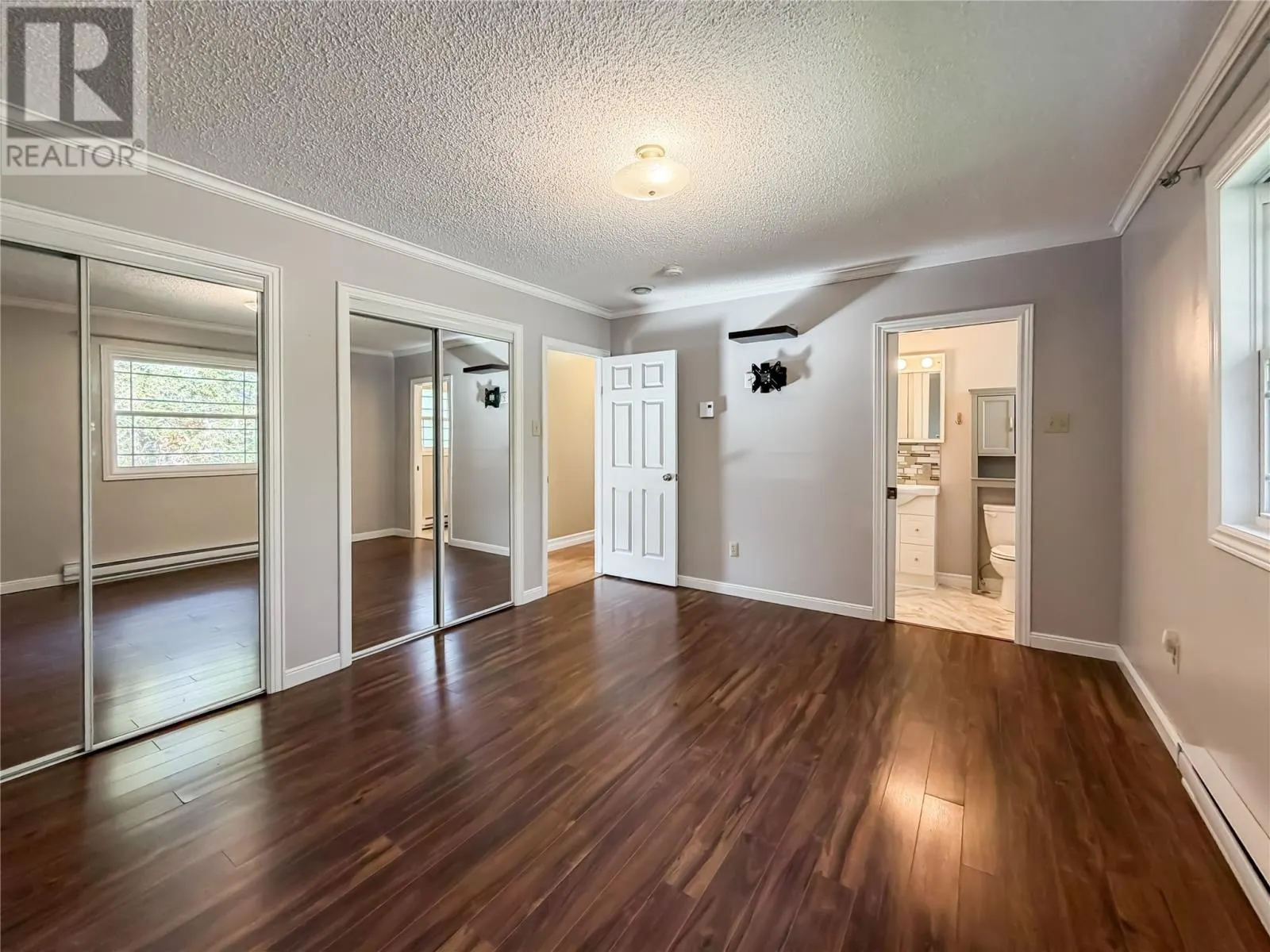 7 Dunford Place