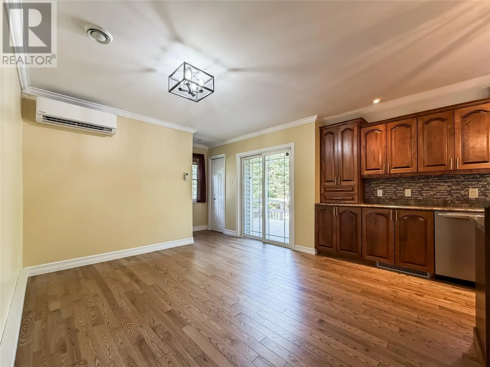 7 Dunford Place