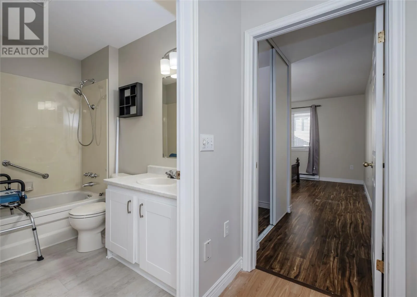 49 Lanse Aux Meadows Crescent