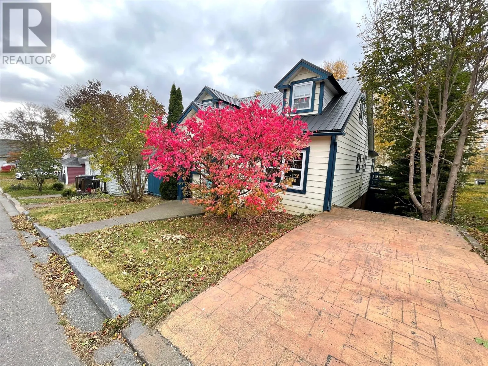 7 Beaumont Avenue
