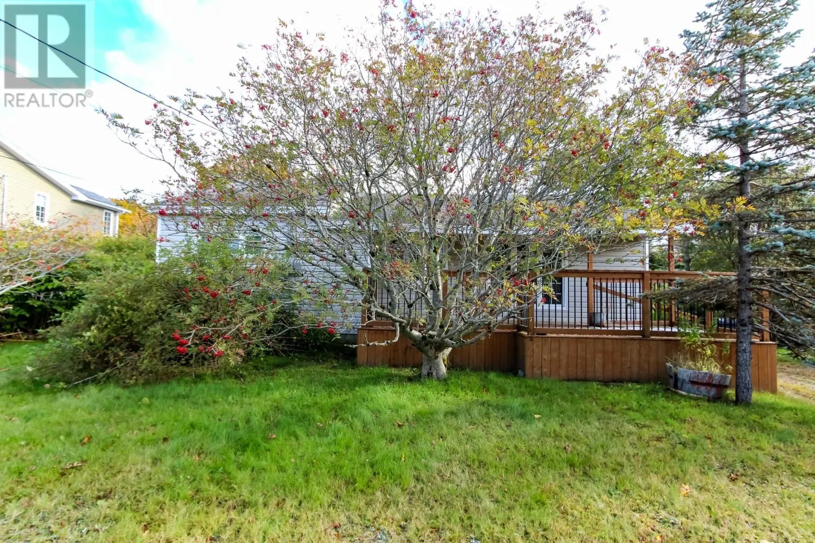 16 Irving Drive