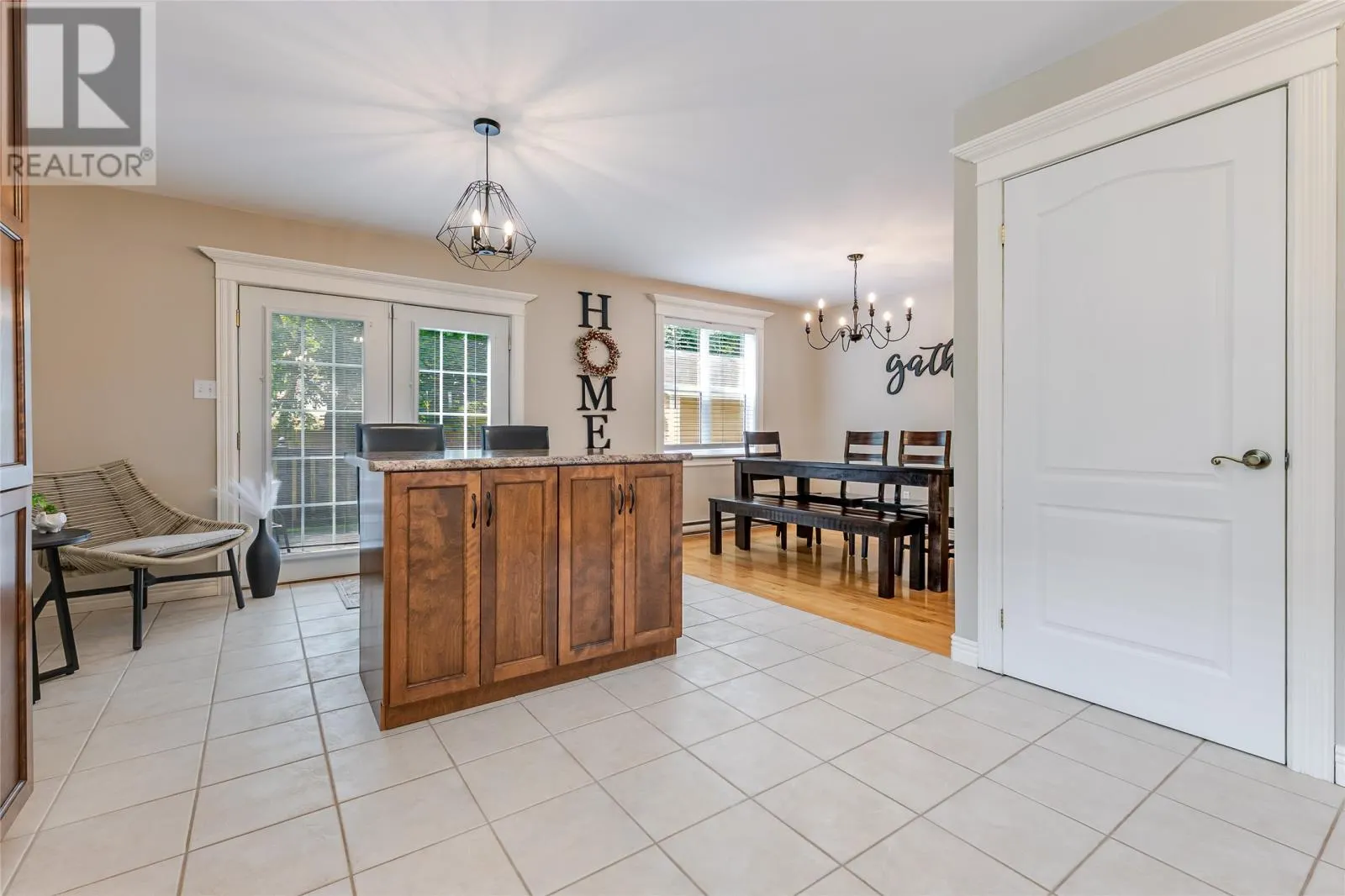 1833 Topsail Road