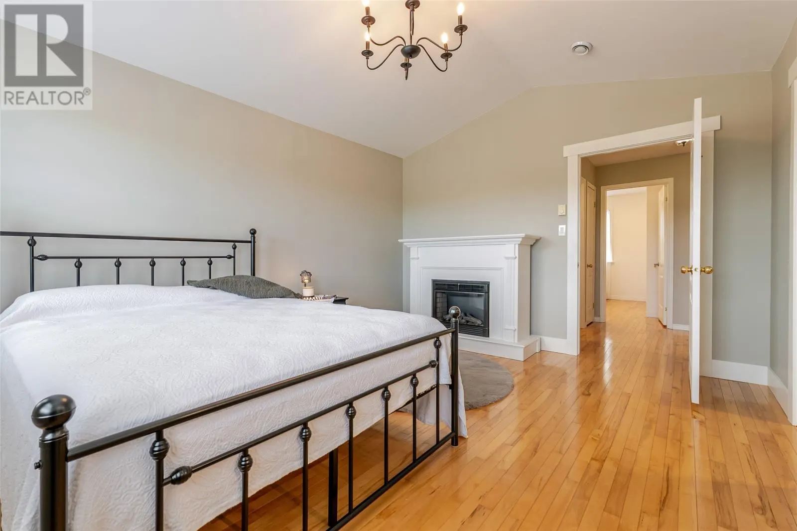 1833 Topsail Road