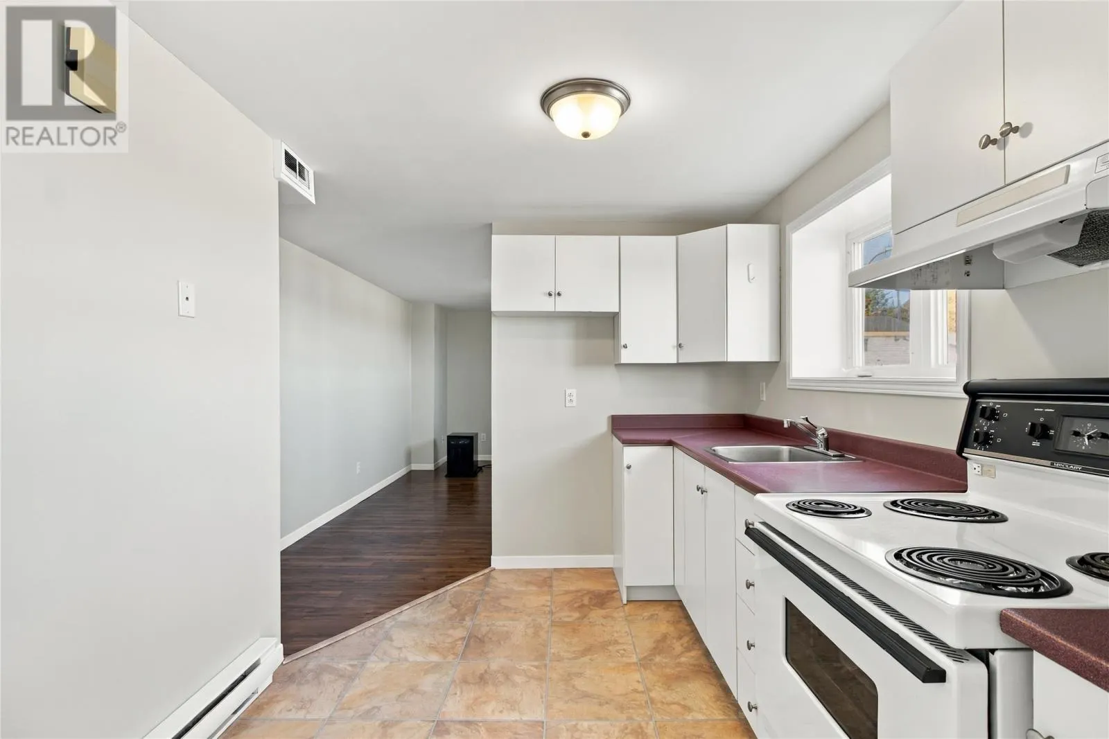 39 Edgecombe Drive