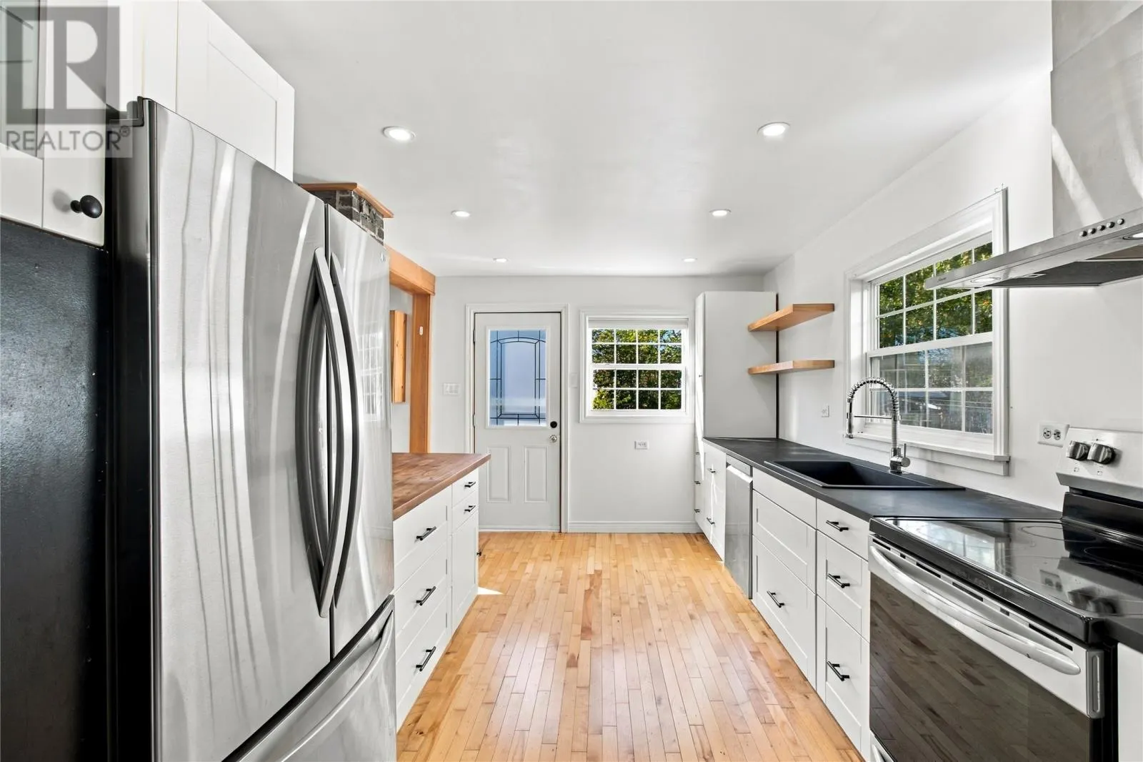 31 Smith Avenue