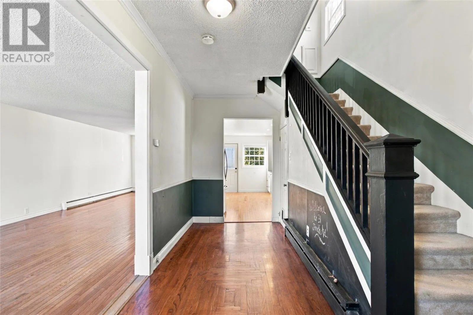 31 Smith Avenue