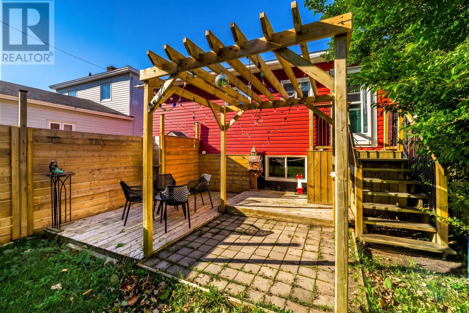 38 Smith Avenue