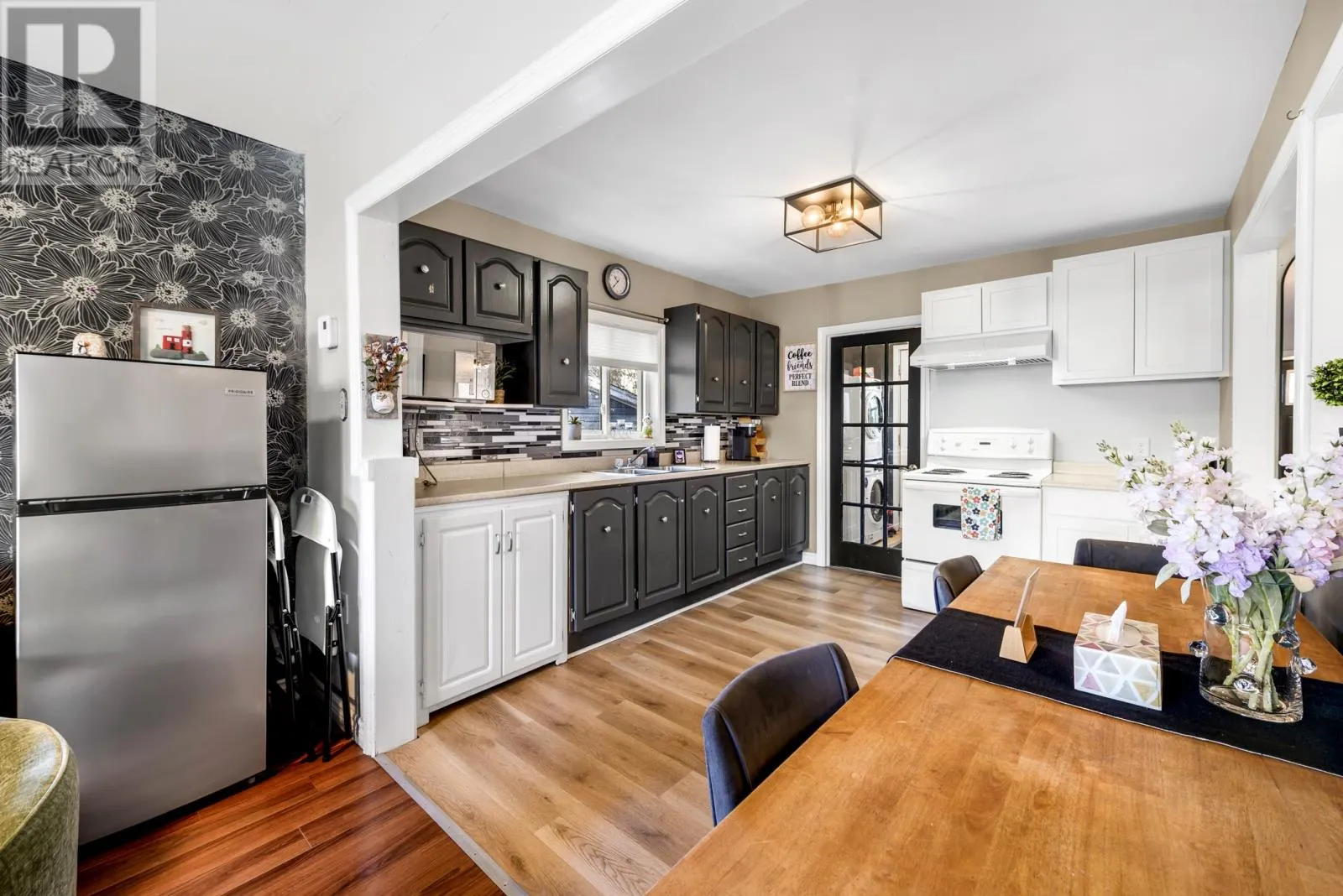 38 Smith Avenue