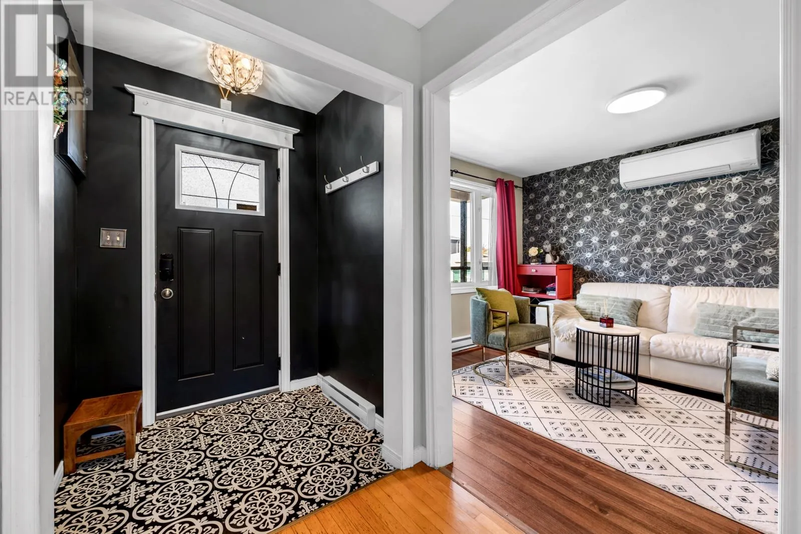 38 Smith Avenue