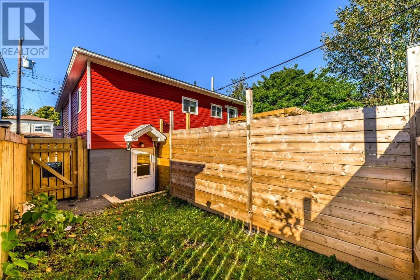 38 Smith Avenue