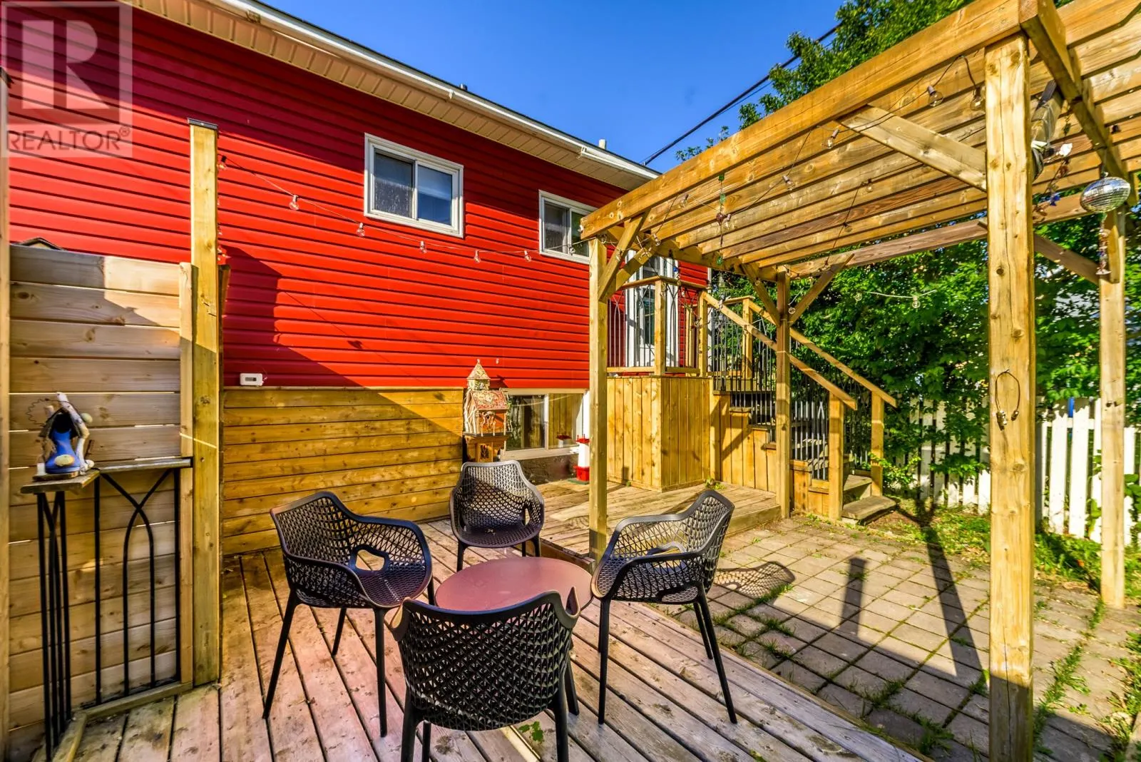 38 Smith Avenue