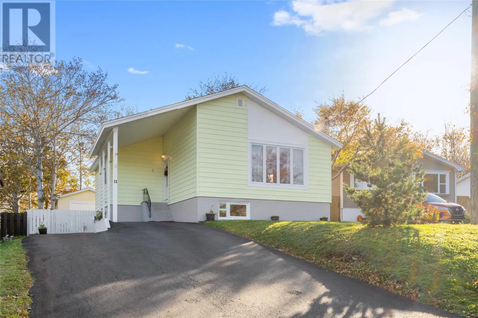 11 Valleyview Avenue