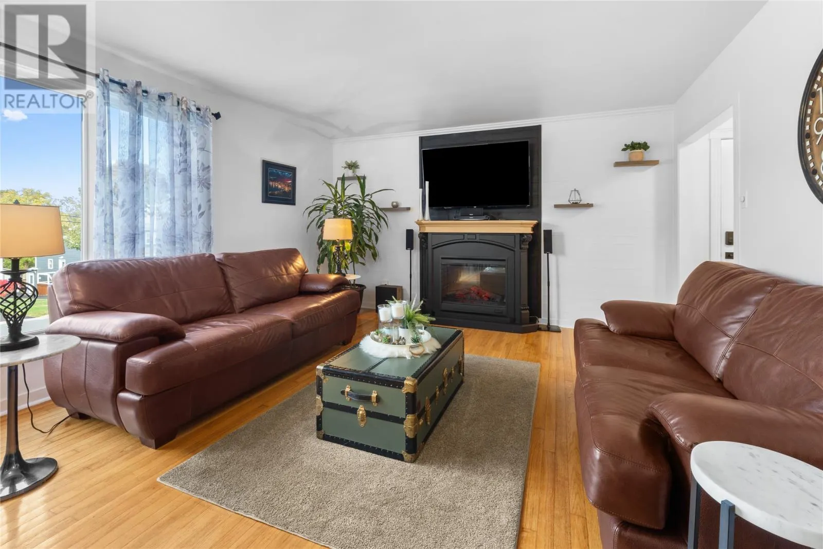 11 Valleyview Avenue