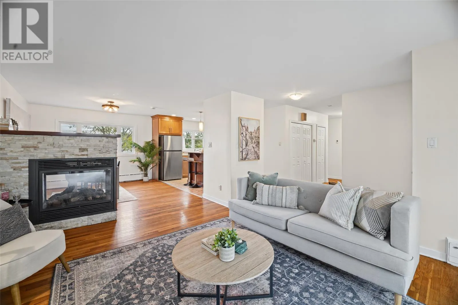 7 Macpherson Avenue