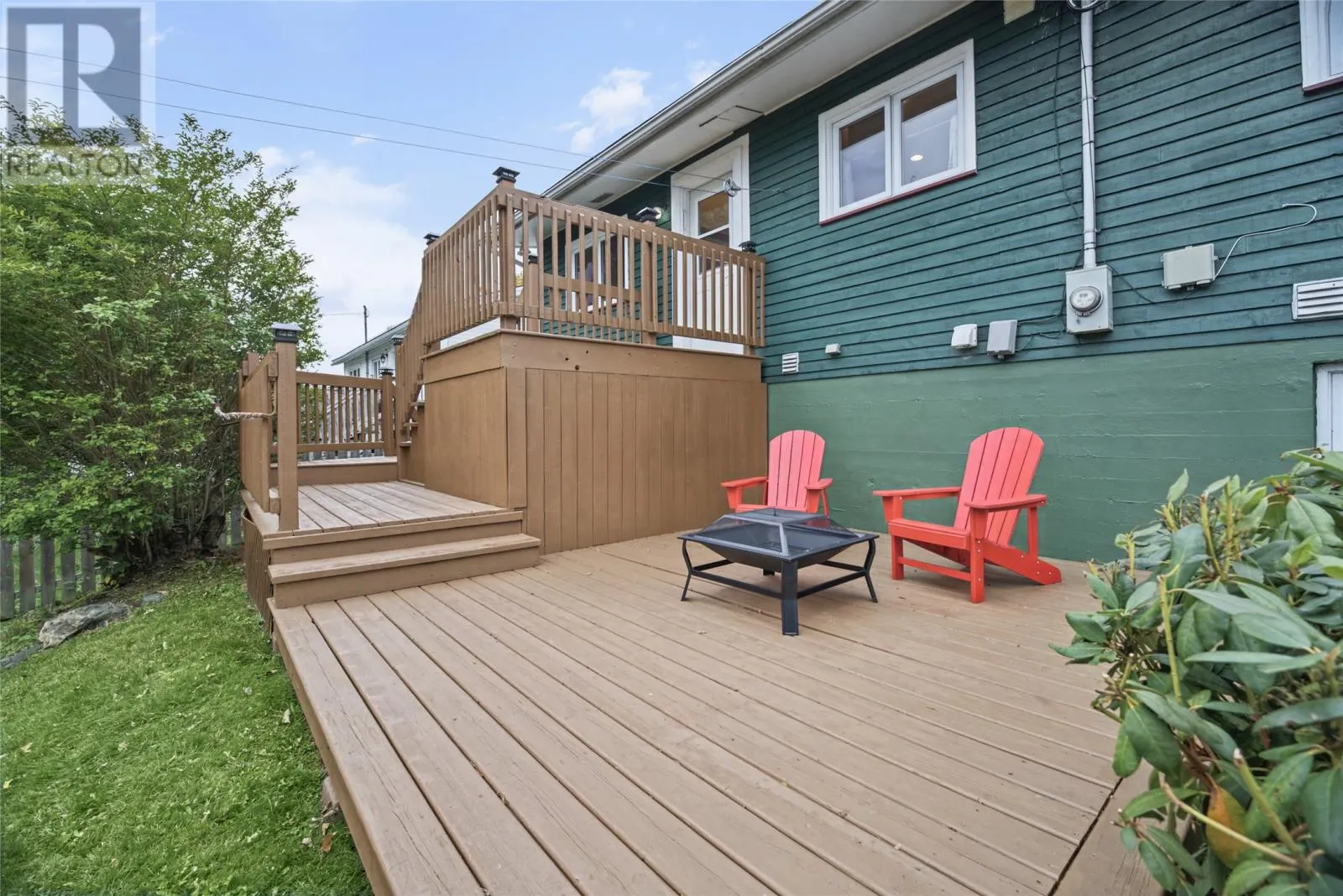 7 Macpherson Avenue