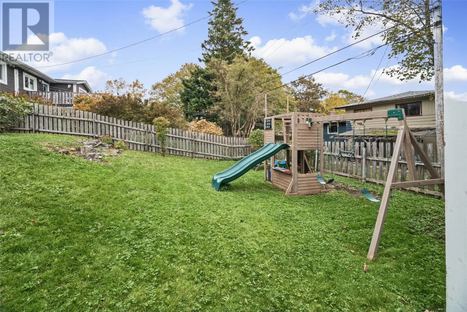 7 Macpherson Avenue