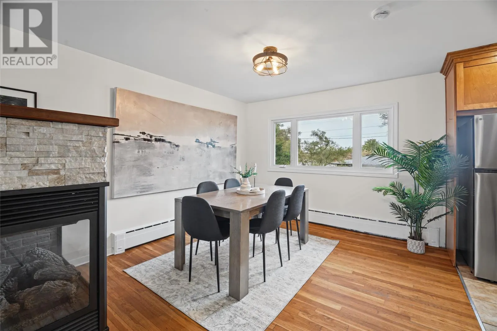 7 Macpherson Avenue