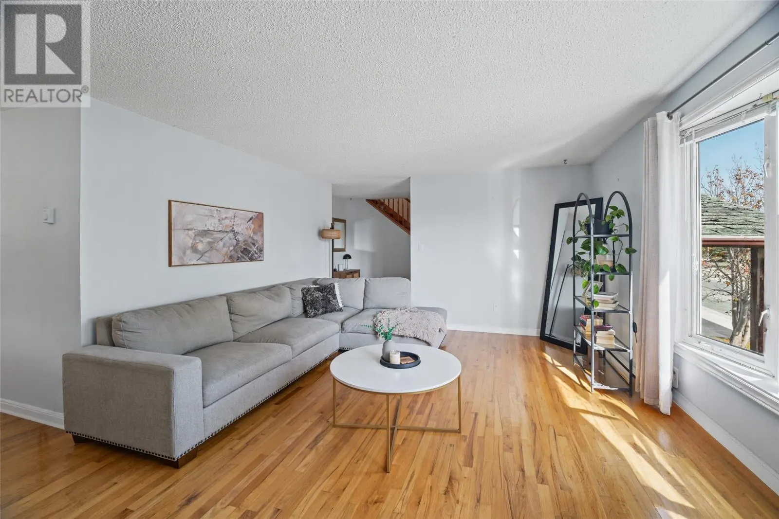 84 Canada Drive