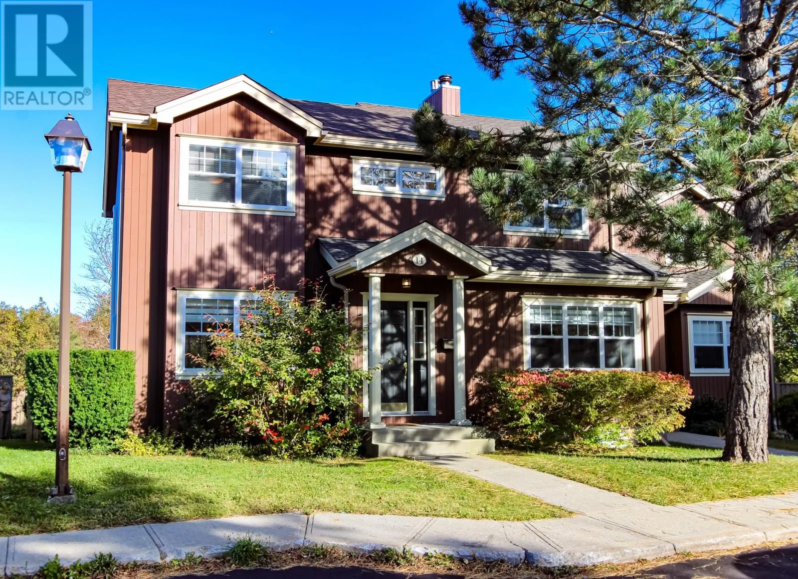 14 Tiffany Lane
