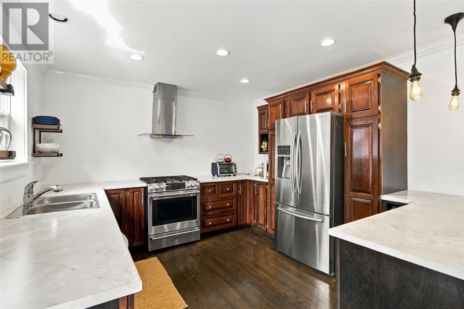 13 Burdell Place