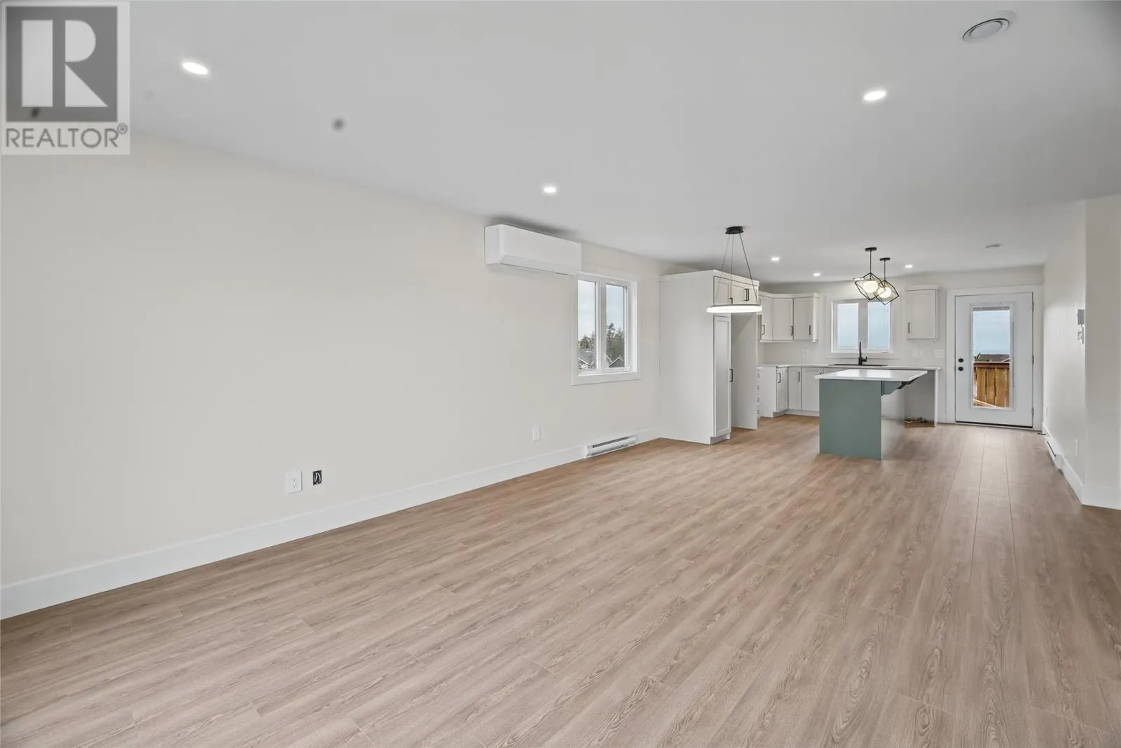 7 Prominence Place