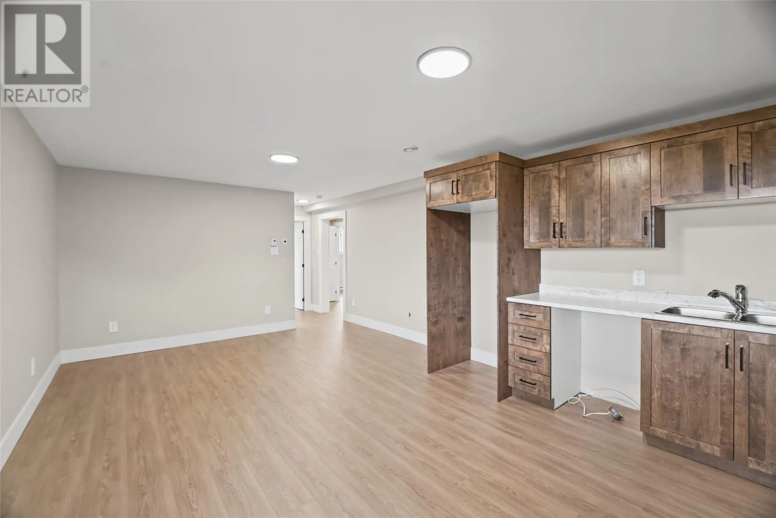 7 Prominence Place
