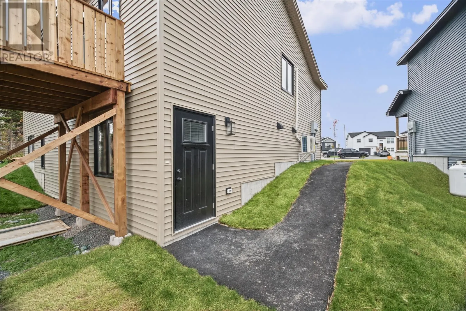 7 Prominence Place