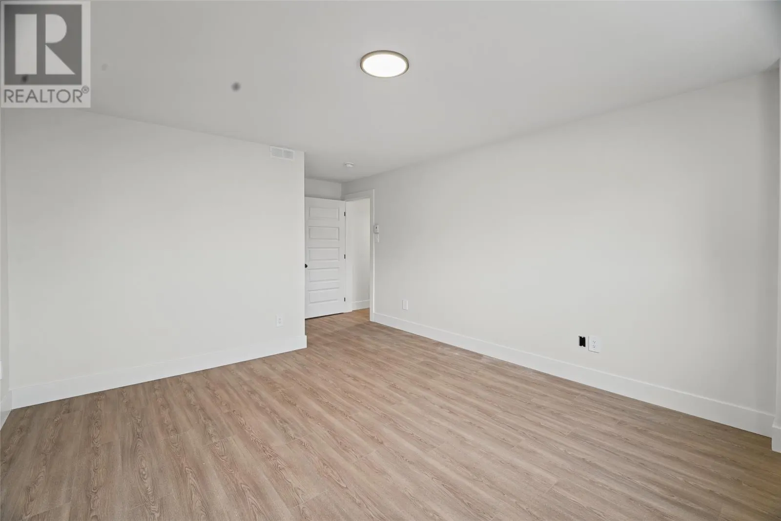 7 Prominence Place