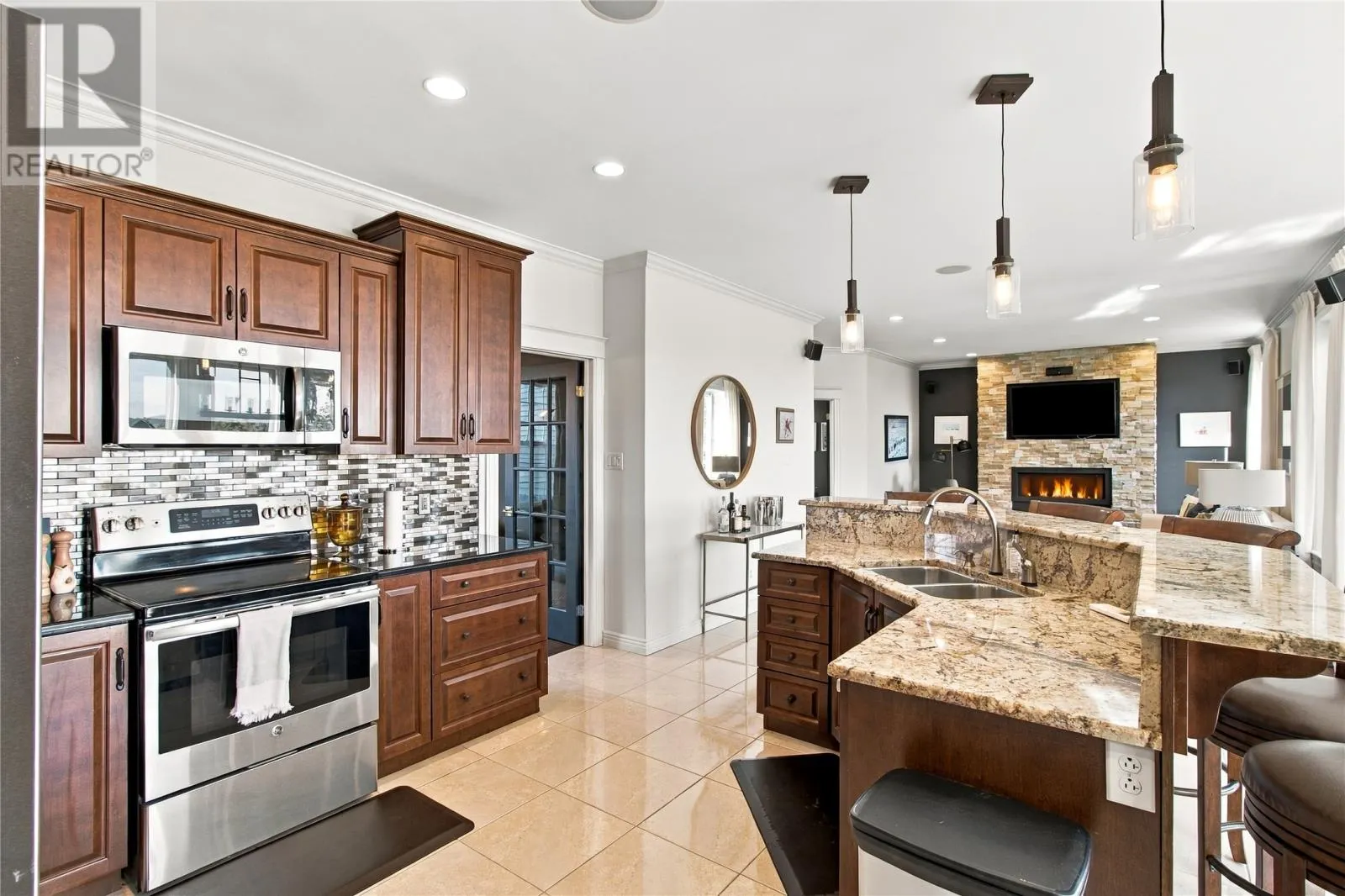 13 Cordelia Crescent