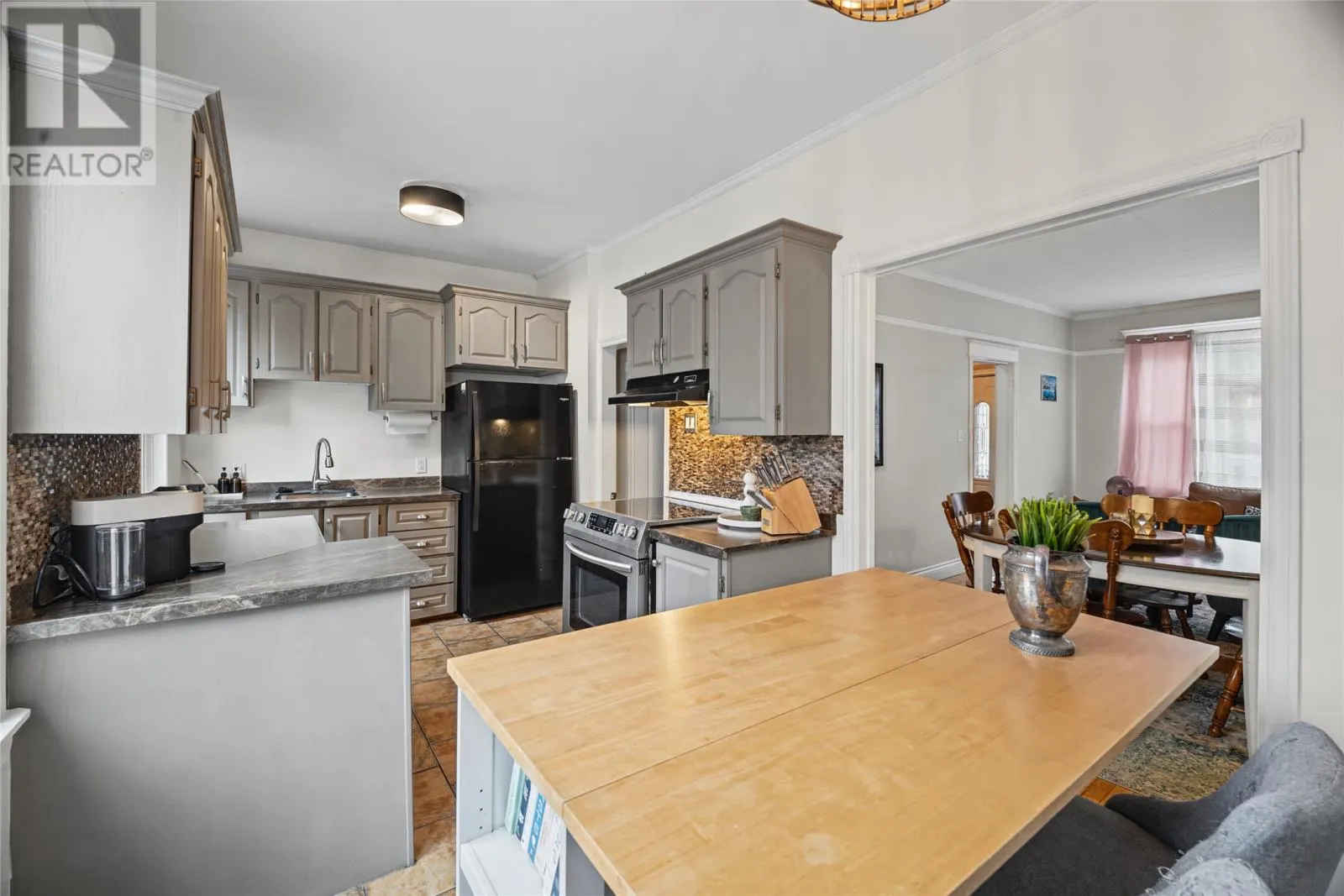 55 Craigmillar Avenue