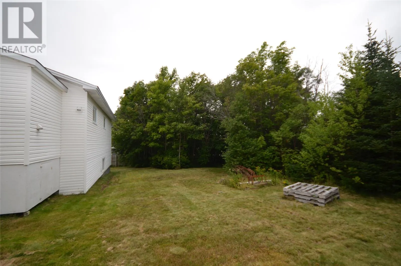33 Ledrew's Road