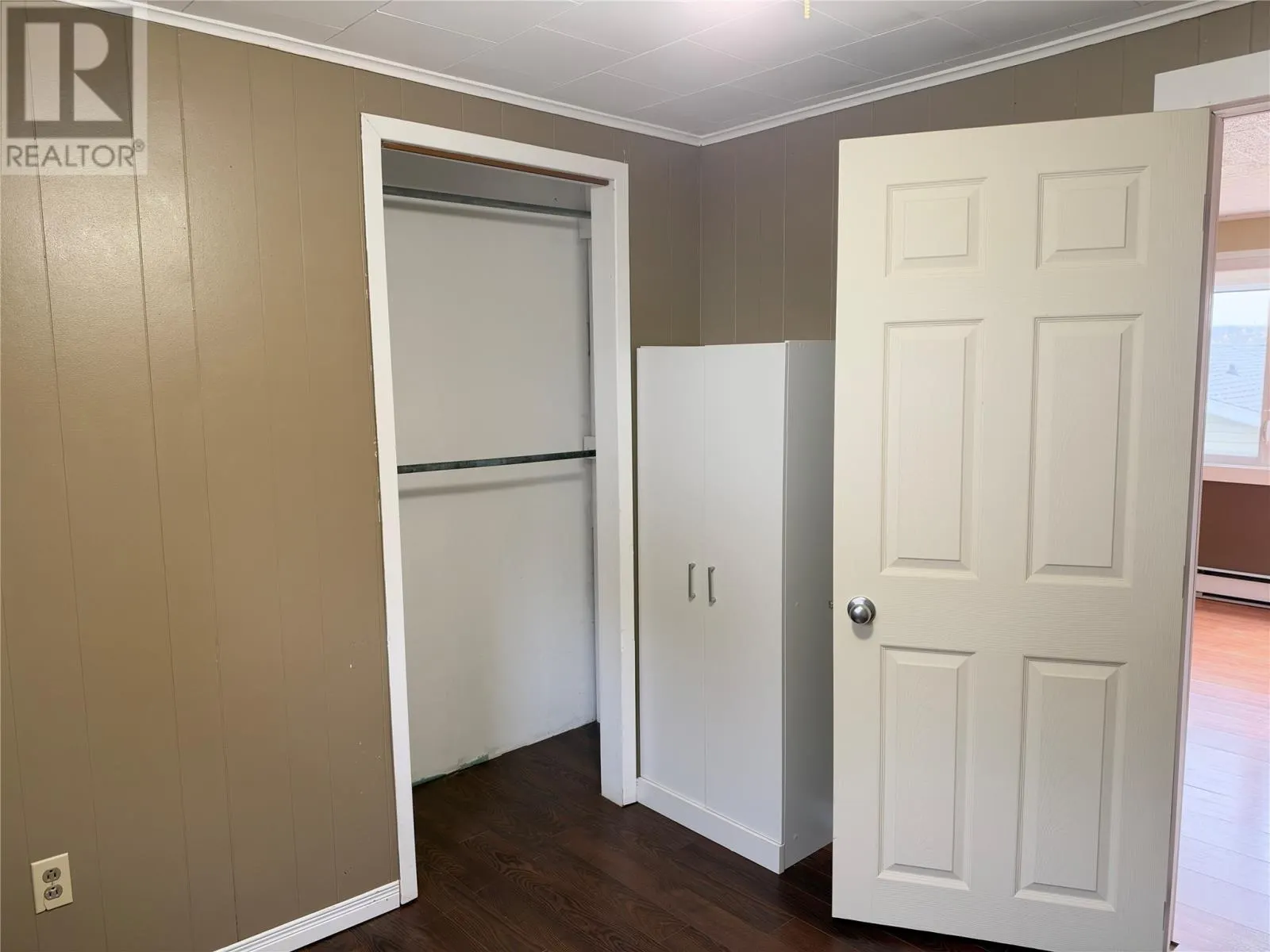 13 B Main Street