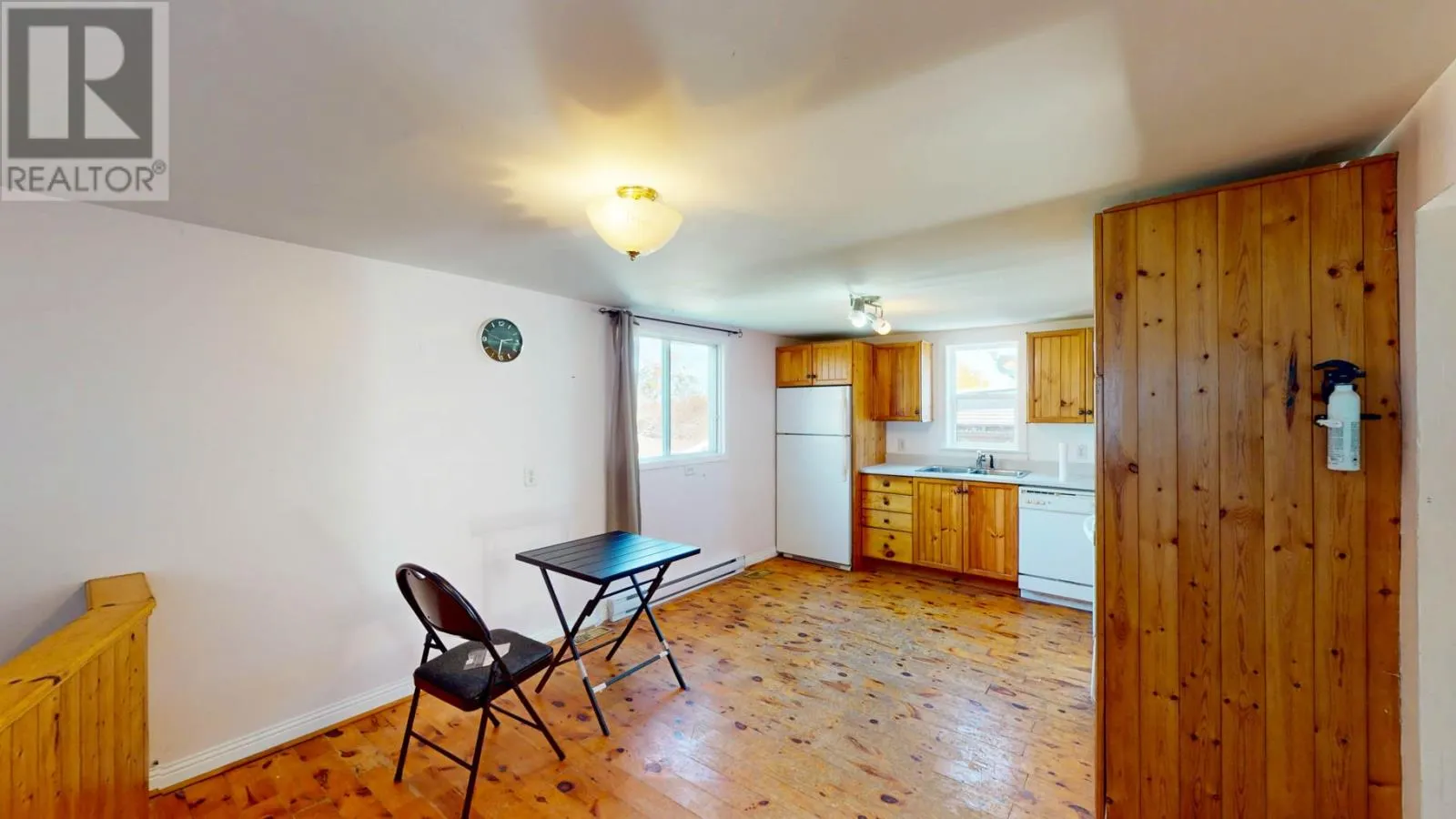 10 Calver Avenue