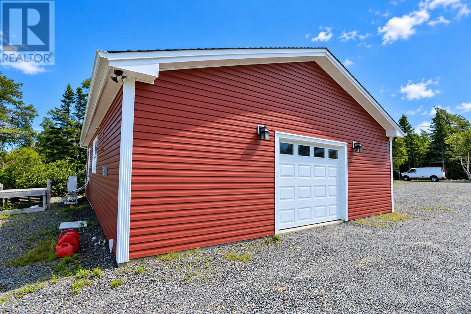 81 Cape Pond Road