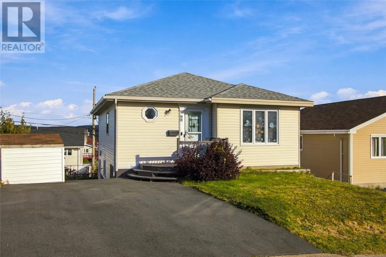86 GREENSPOND Drive
