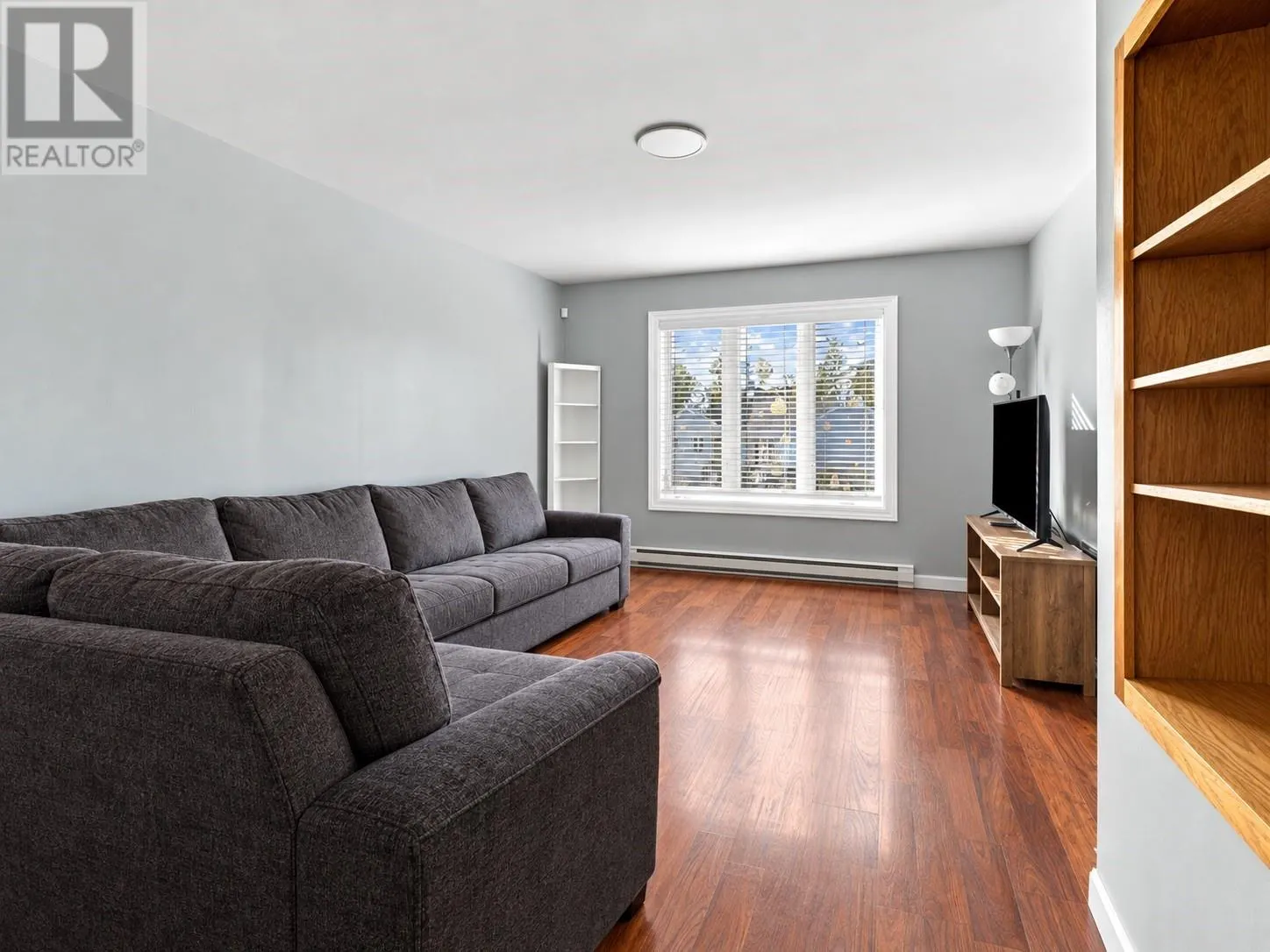 86 GREENSPOND Drive