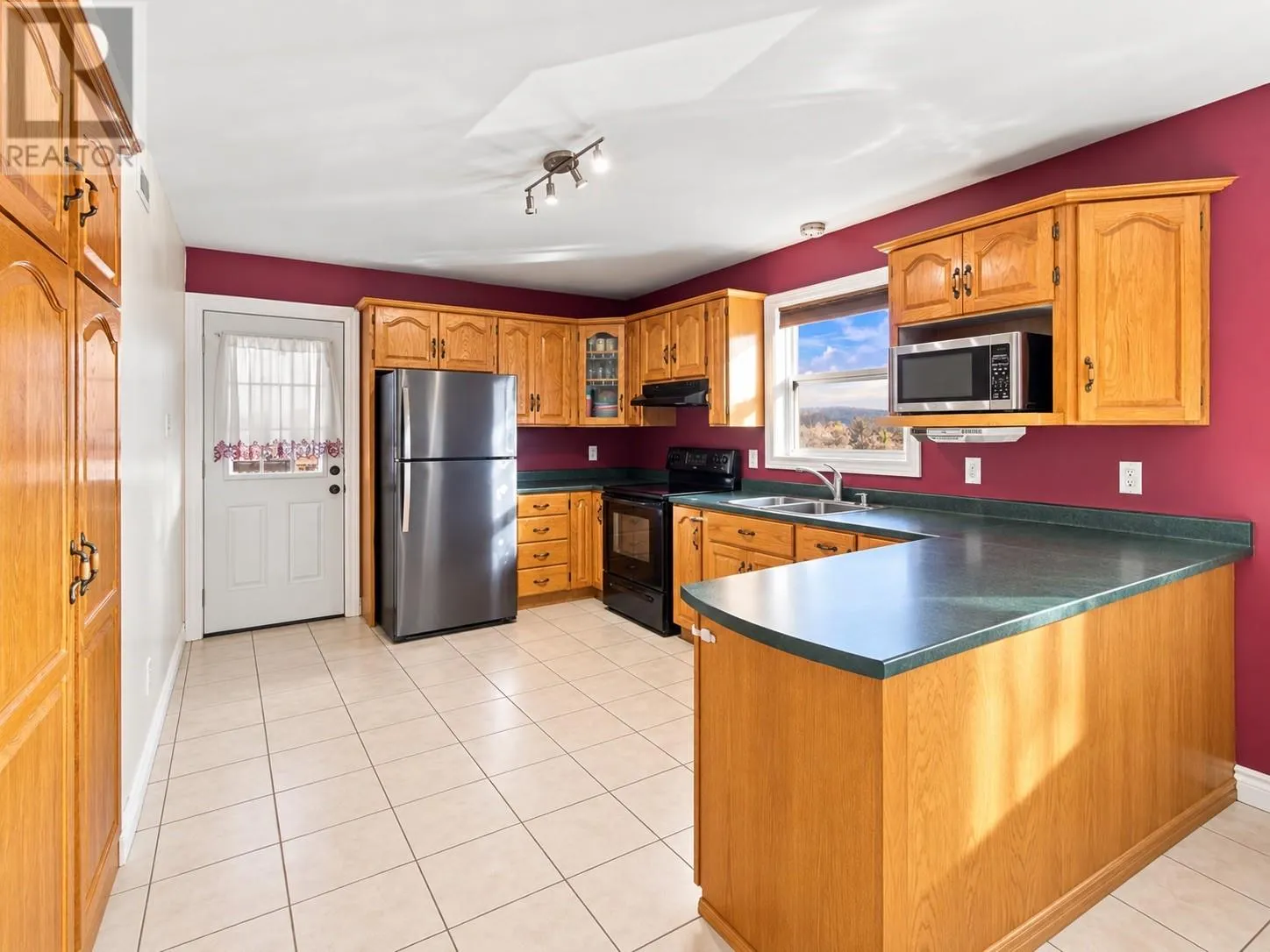 86 GREENSPOND Drive