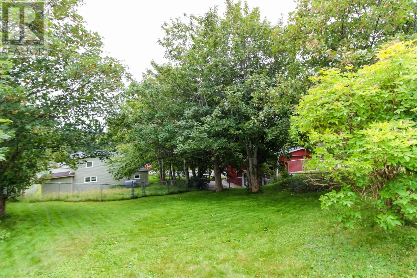 14 Country (14 Manning Hill) Drive