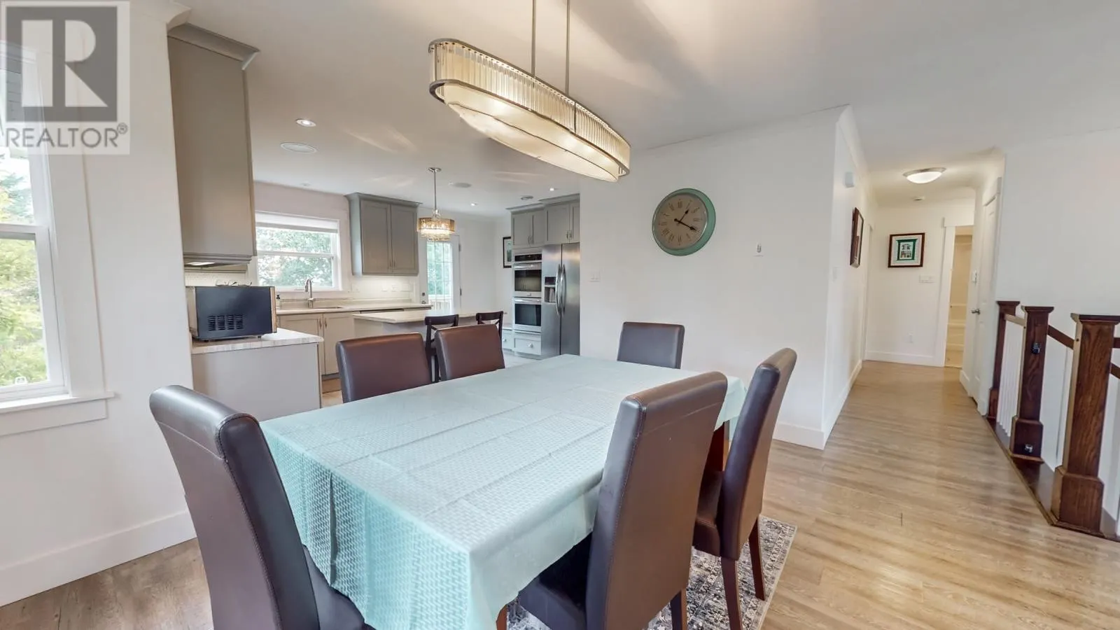 14 Country (14 Manning Hill) Drive
