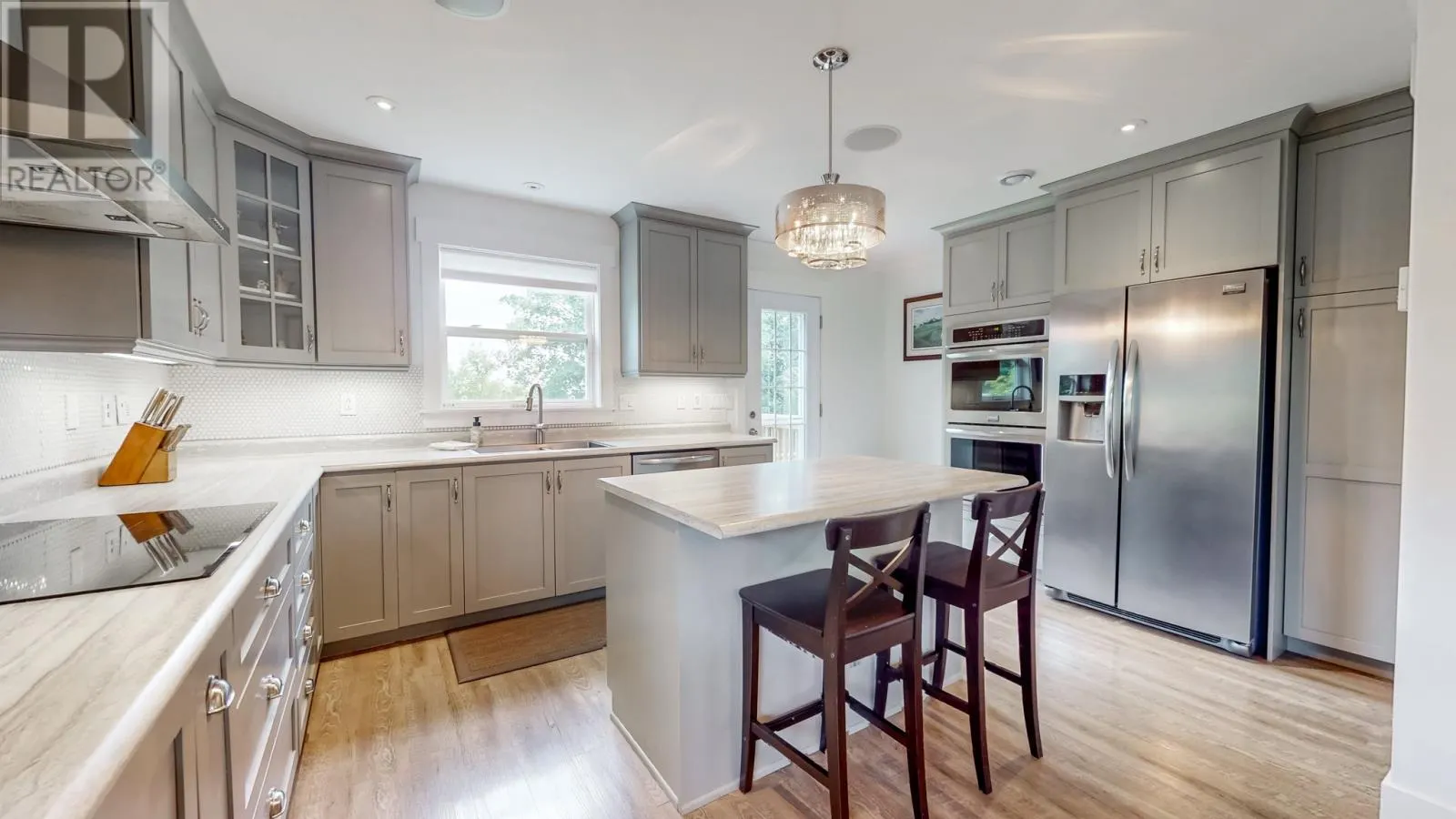14 Country (14 Manning Hill) Drive