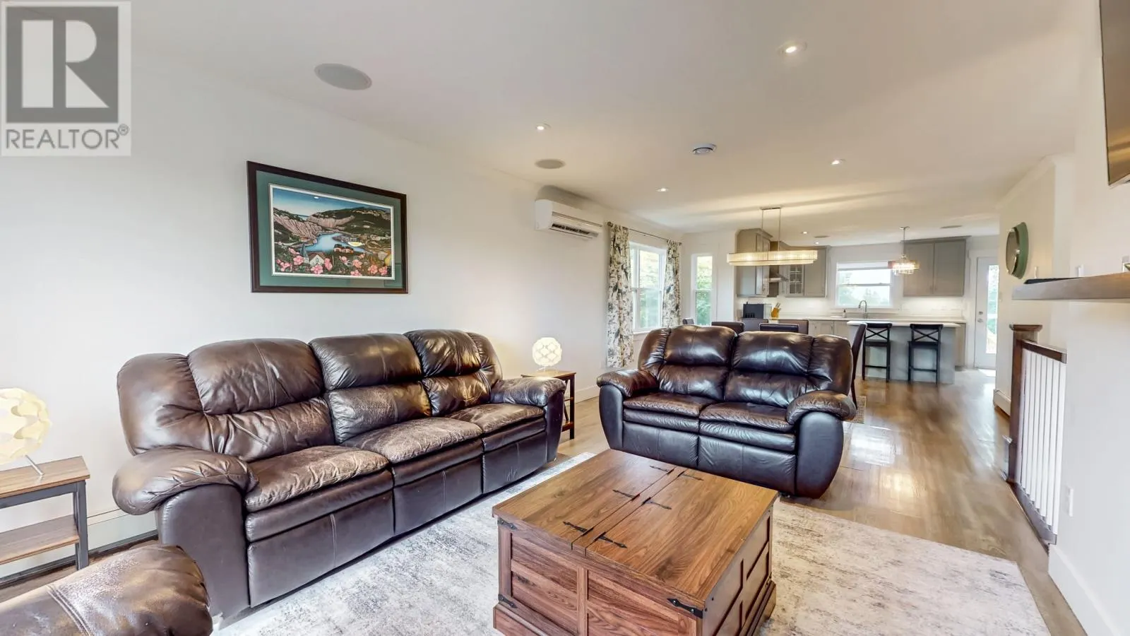 14 Country (14 Manning Hill) Drive