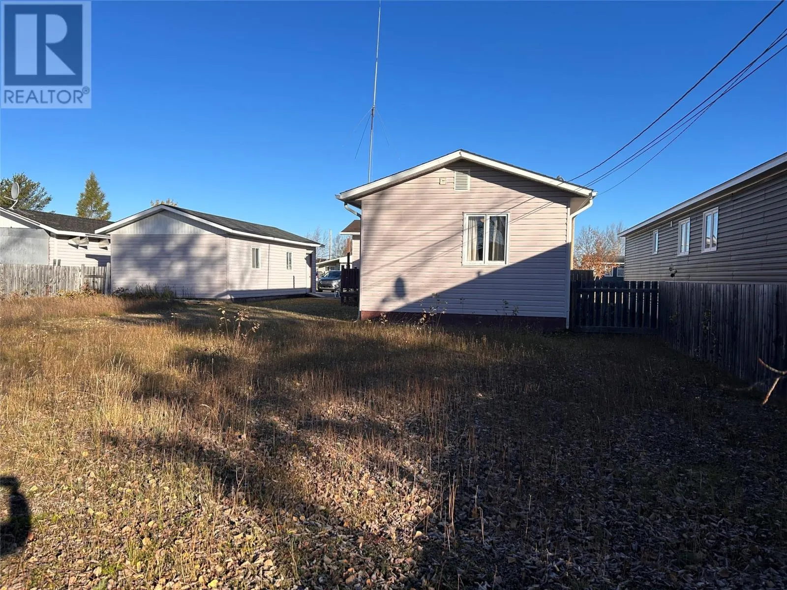 6 Winters Crescent